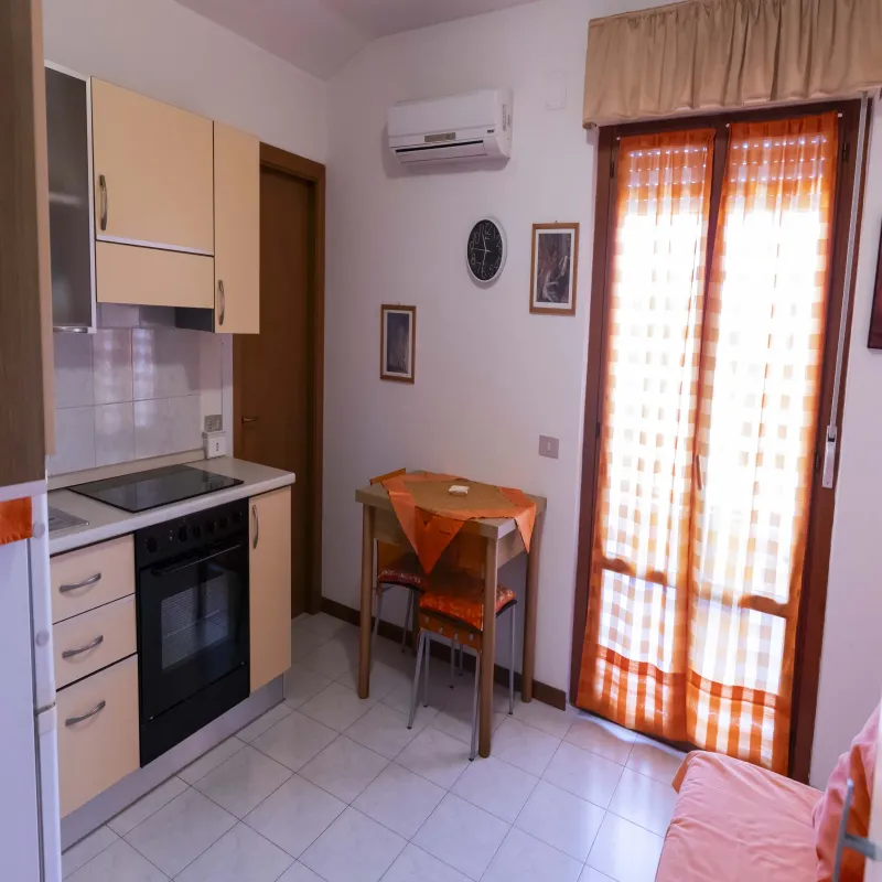 Casa Etrù – Appartamento accogliente vicino alla spiaggia ad Alba Adriatica

 - immagine 3