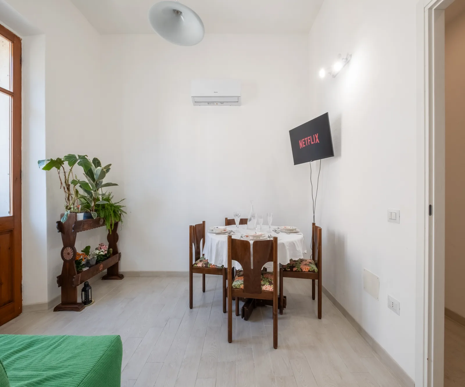 Casa Ofride -Centro-Poetto 10 min-Wi-Fi-Netflix - foto 6