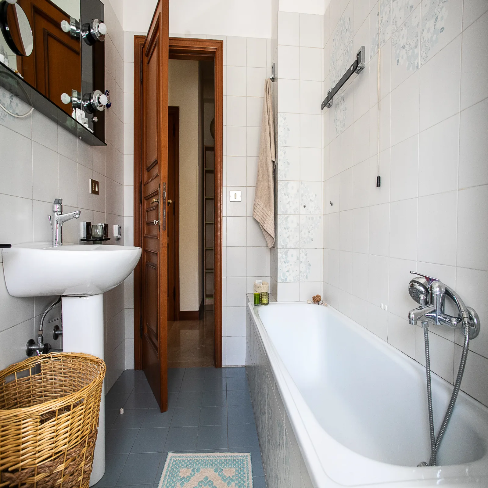 Corno Grande - spacious apartment - 2 baths - Wi Fi- city center - free parking - foto 24