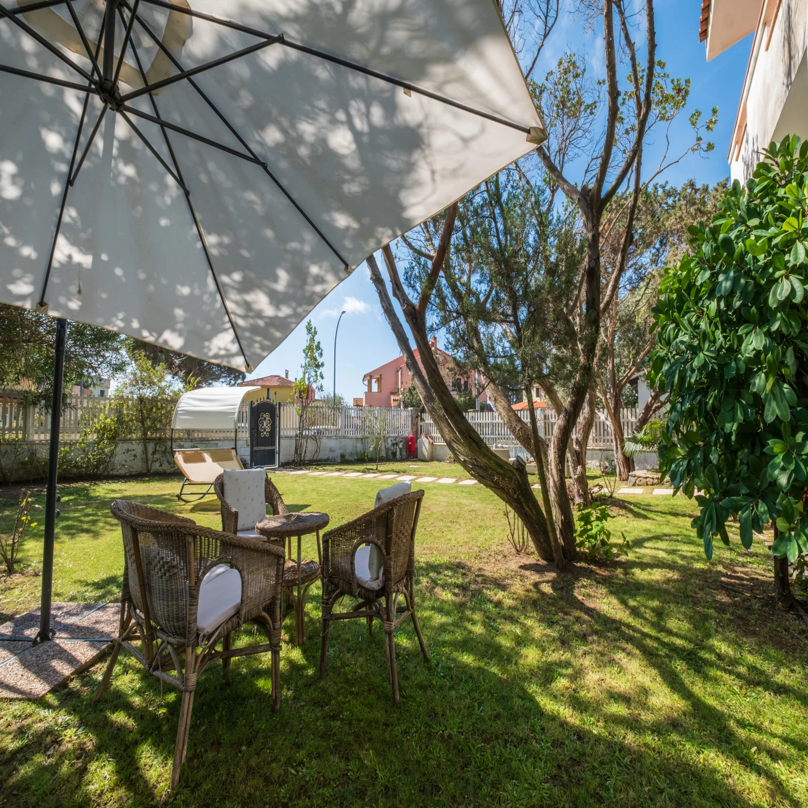 [Splendida villa] giardino privato•spiaggia di fronte•parcheggio - foto 93